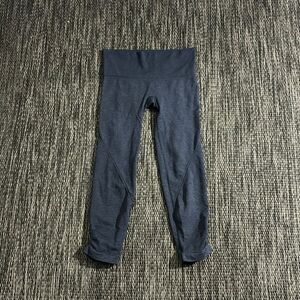 Lululemon ribbed crop legging size 4